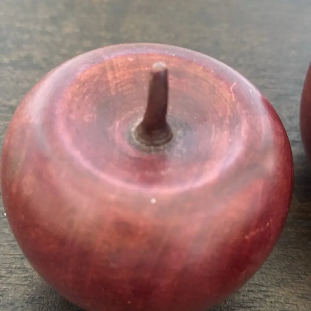VTG Wooden Apples Set 4 Hand Carved Country Farmhouse Primitive Teachers Decor